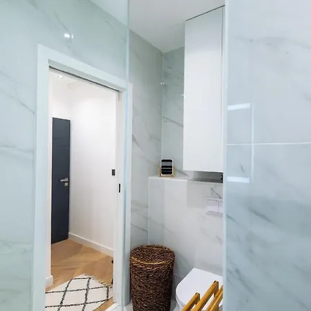 Διαμέρισμα Superbe Balcon Plage/ Prom. Des 103 Νίκαια