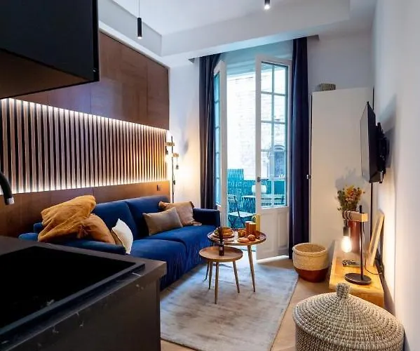 Апартаменты Superbe Balcon Plage/ Prom. Des 103 *
